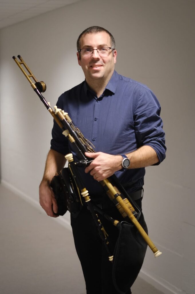 David Carré, instrument Uilleann Pipe