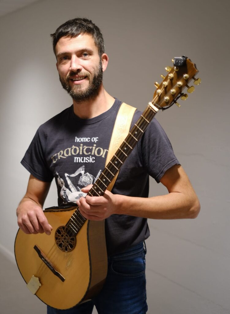Vincent Desbois, instrument bouzouki